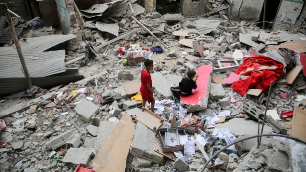 以军空袭拉法民居酿至少15死，世界中央厨房恢复对加沙粮援