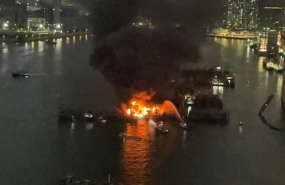 澳门内港渔船起火爆炸 至少6船焚毁原因未明