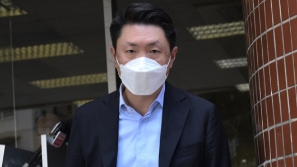 孔繁毅料香港政府短期内审批打第5针新冠疫苗安排