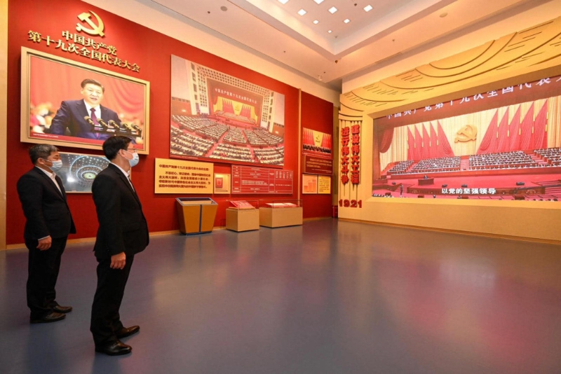 李家超在中国共产党历史展览馆参观。 李家超fb图片