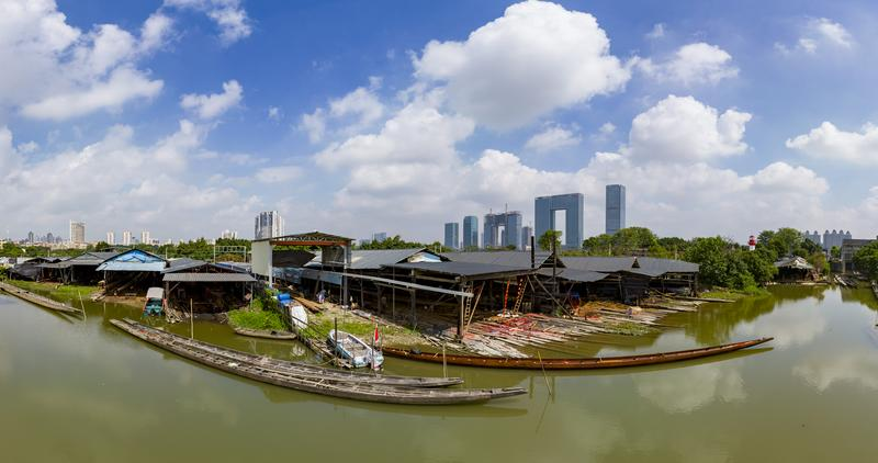 上漖村所在的洛浦街沙滘岛,珠水环绕,河网纵横,水运交通方便,是造船的天然良港。 上漖村所在的洛浦街沙滘岛,珠水环绕,河网纵横,水运交通方便,是造船的天然良港。