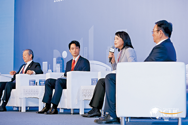 Alfred早前到北京与多位内地学者讨论未来中成药的发展,获益良多。 Alfred早前到北京与多位内地学者讨论未来中成药的发展,获益良多。