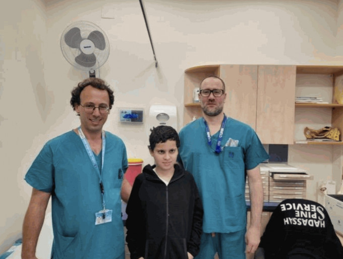 12岁男童 12岁男童