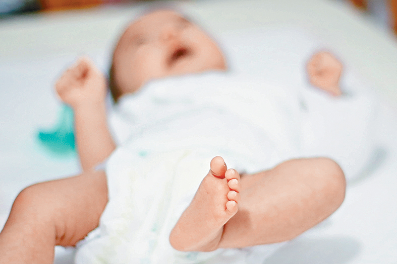 除了幼儿中心,家长可为0岁至2岁幼儿选择坊间的育婴院。 除了幼儿中心,家长可为0岁至2岁幼儿选择坊间的育婴院。