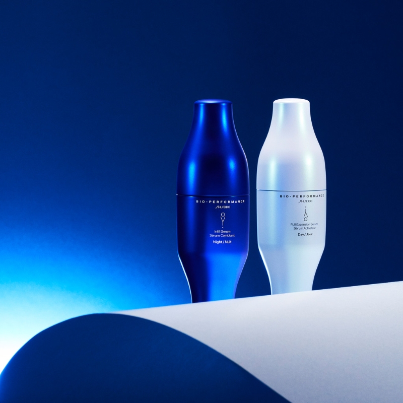 Shiseido臻极3D充盈精华/$2，400/1套2支，包括晚间精华Infill Serum及日间精华Full Expansion Serum高纯净度透明质酸，高效提升肌肤水分。