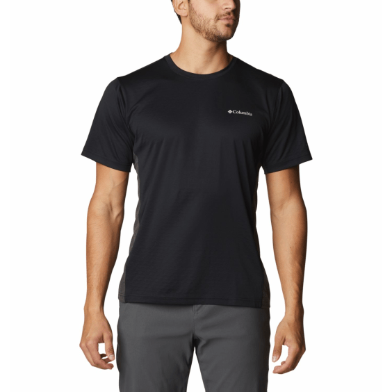 采用最新Omni Freeze Zero Ice凉感科技制作的男装T恤/$459/C。