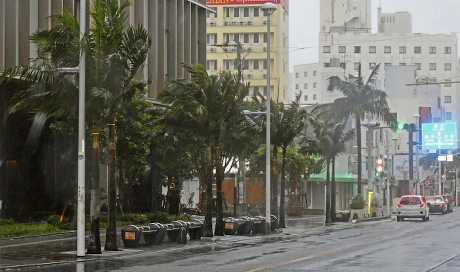 卡努为冲绳带来连场豪雨。 美联社