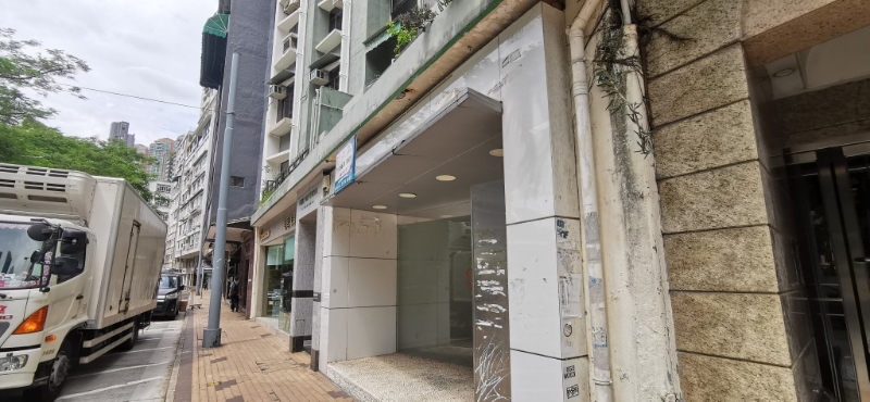 翠景楼大部分单位已被财团购入,去年以7亿多元申请强拍。 翠景楼大部分单位已被财团购入,去年以7亿多元申请强拍。