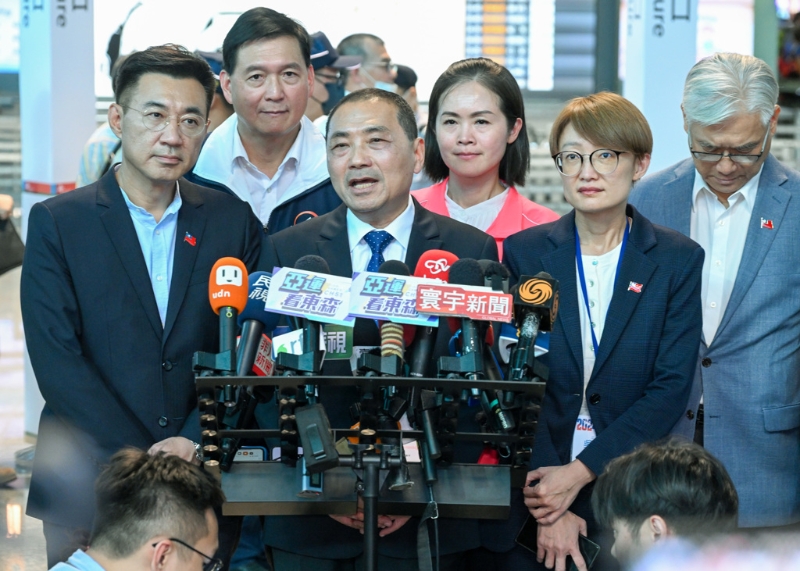 侯友宜(中) 侯友宜(中)