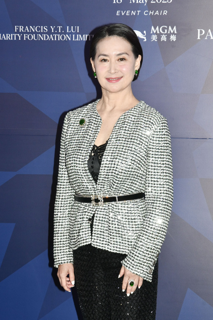 赌王二房长女何超琼 赌王二房长女何超琼