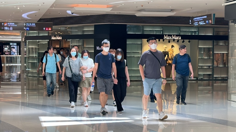 两名死者家属在工会代表陪同下与港铁代表会面 两名死者家属在工会代表陪同下与港铁代表会面