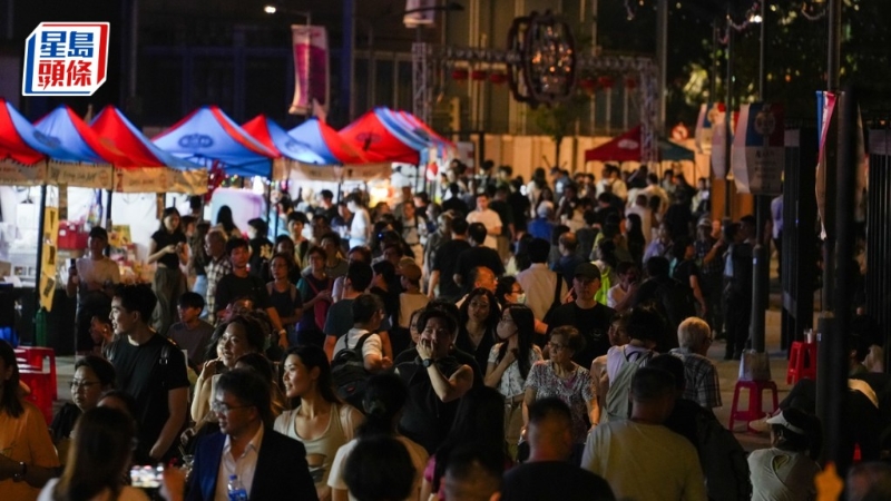 湾仔海滨市集开锣 湾仔海滨市集开锣