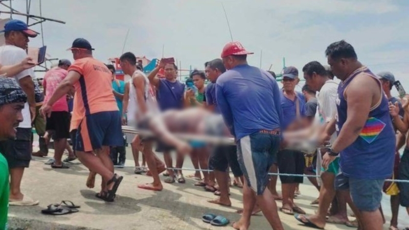 菲律宾有渔船在南海被不明外国船只撞沉，导致3死。 社媒X