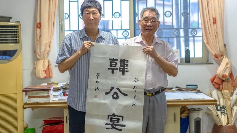 ,潮州文史专家曾楚楠先生,结合韩愈诗词,研究出一套“韩公宴”菜谱。 ,潮州文史专家曾楚楠先生,结合韩愈诗词,研究出一套“韩公宴”菜谱。