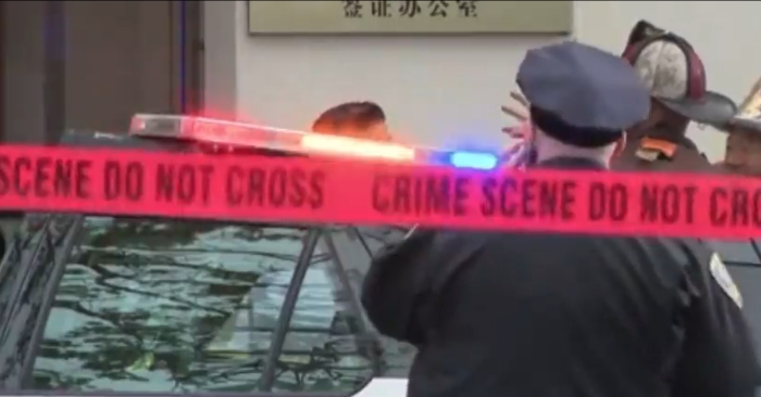 旧金山中领馆签证大厅外警消聚集调查 旧金山中领馆签证大厅外警消聚集调查