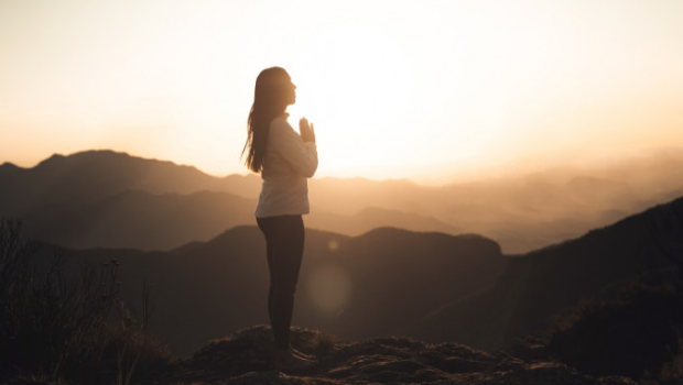 内地掀起了一系列的“疗愈经济”,包括冥想、正念、禅修及旅修等。 内地掀起了一系列的“疗愈经济”,包括冥想、正念、禅修及旅修等。