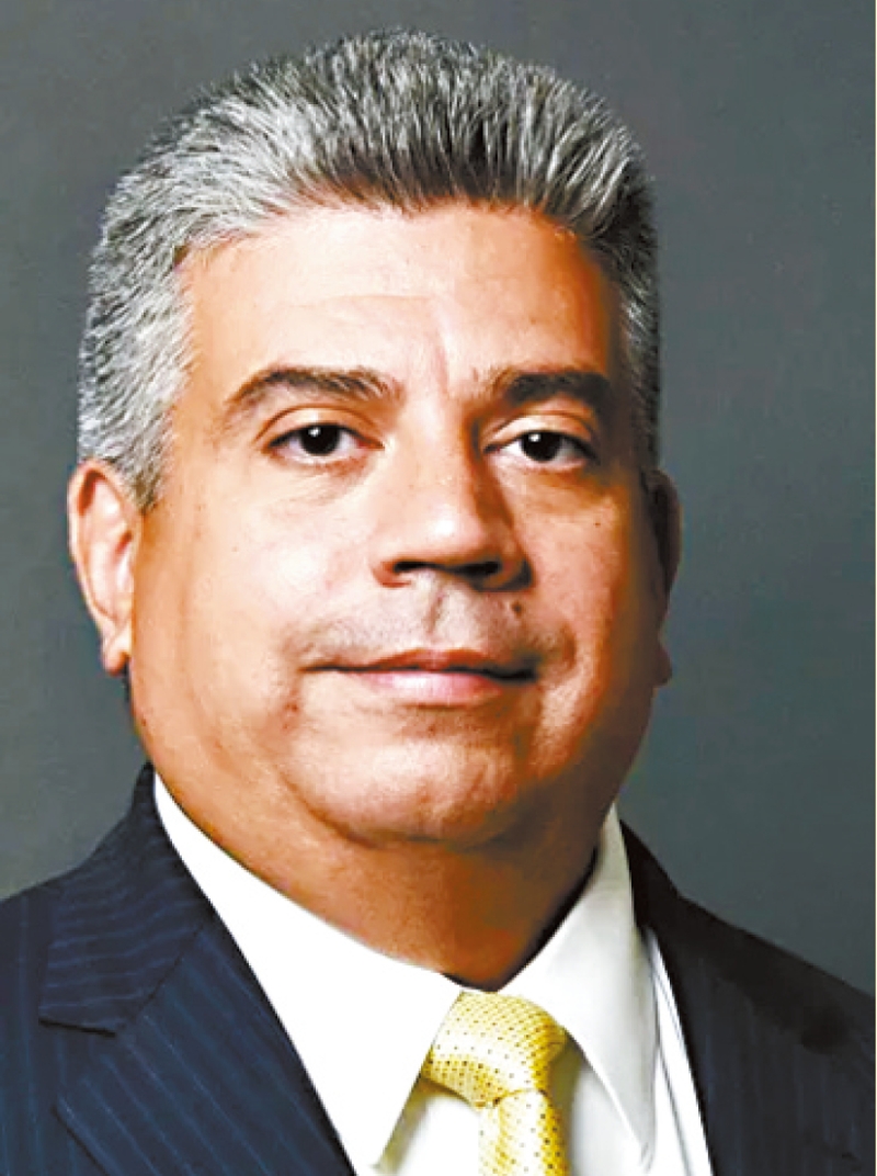 布碌仑区检察官甘沙乐。 布碌仑区检察官甘沙乐。