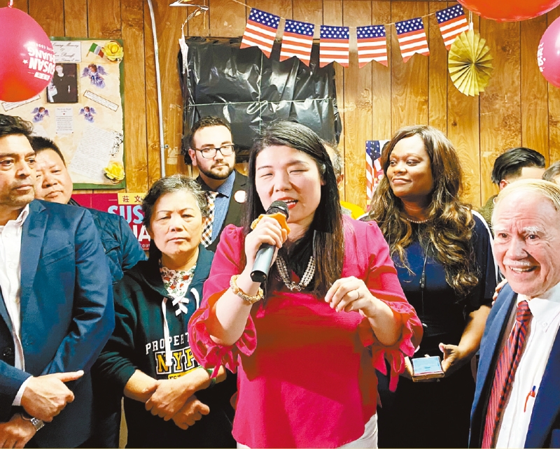 庄文怡(发言者)发表胜选演讲。 张之铭摄 庄文怡(发言者)发表胜选演讲。 张之铭摄