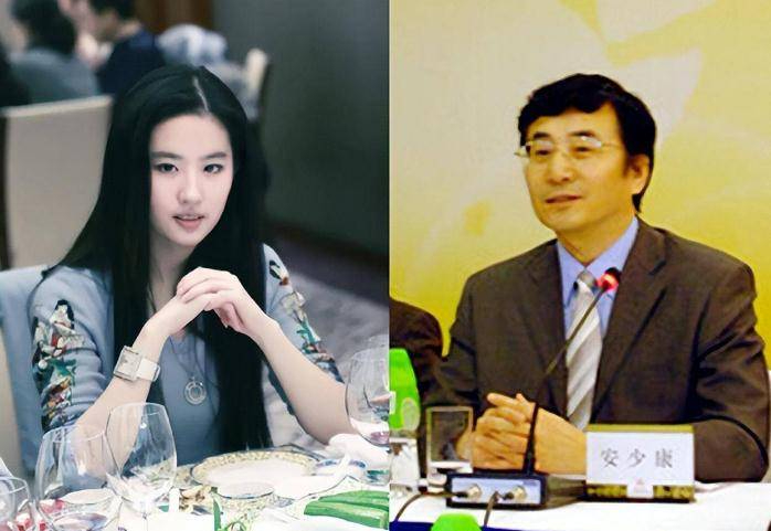 刘亦菲跟亲生爸爸似乎不太似样。 刘亦菲跟亲生爸爸似乎不太似样。