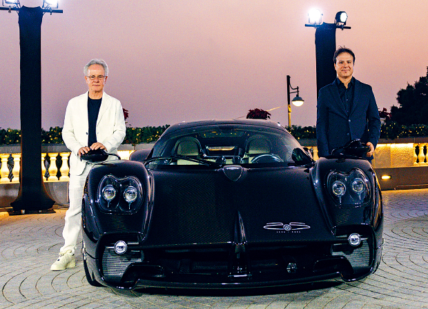 品牌创办人Horacio Pagani及儿子Christopher(品牌市场总监)一同来香港会见车主及贵宾。 品牌创办人Horacio Pagani及儿子Christopher(品牌市场总监)一同来香港会见车主及贵宾。