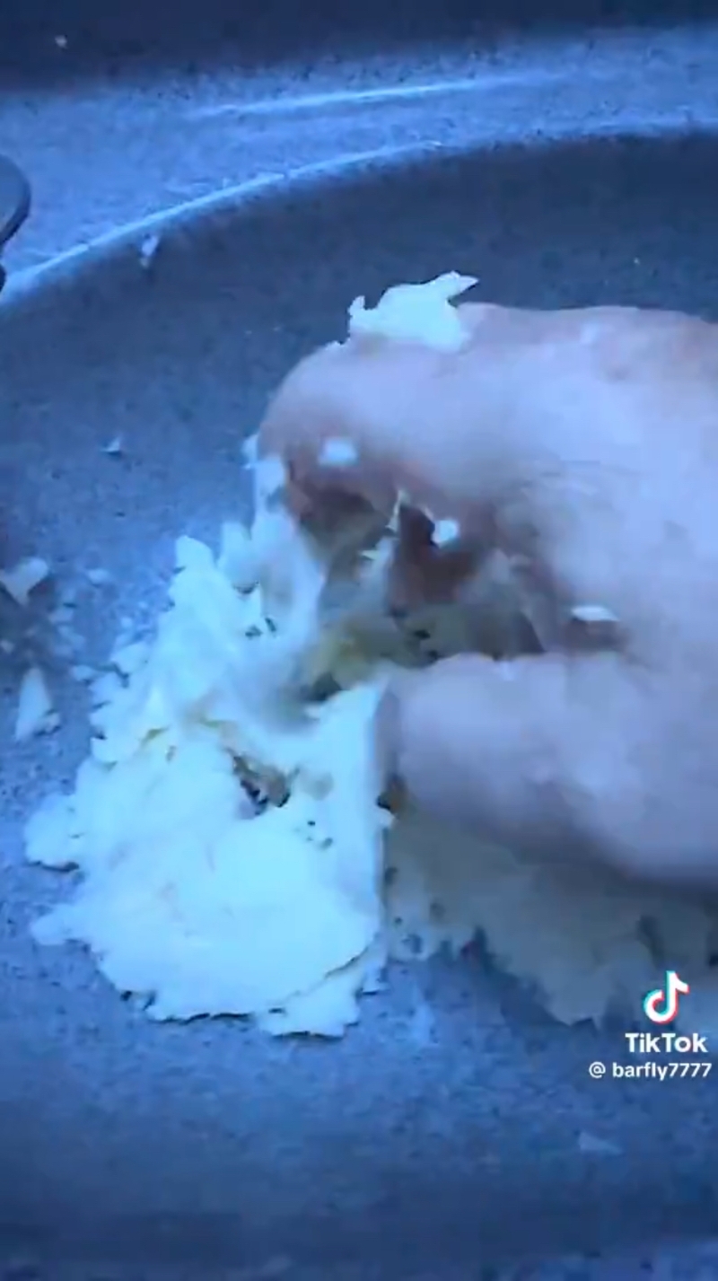 在锌盆搓薯蓉⋯⋯TikTok 在锌盆搓薯蓉⋯⋯TikTok