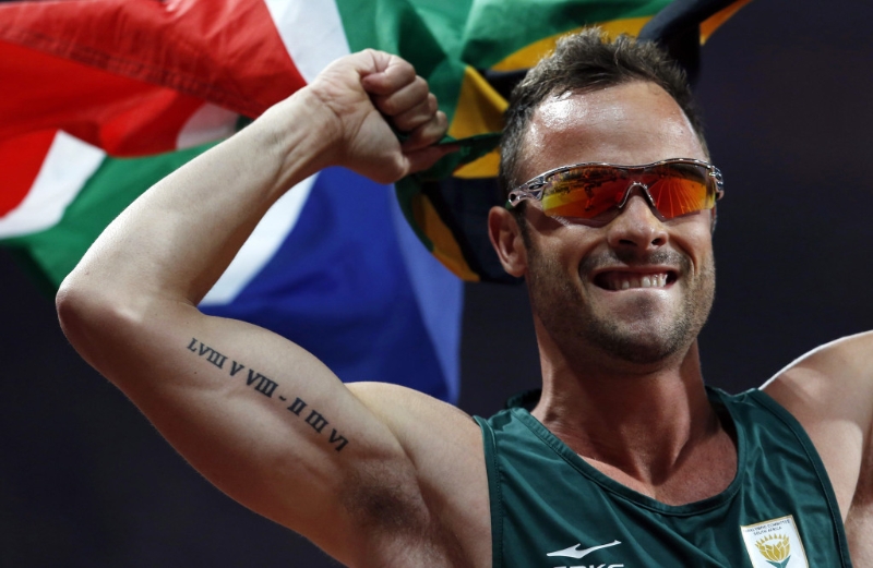 在2012年伦敦残奥会上，皮斯托留斯（Oscar Pistorius）赢得男子400米（T44级）决赛后庆祝。路透社