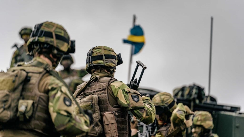瑞典公民防卫部长波林、国防军最高指挥官巴登近日突然相继警告民众瑞典可能发生战争，要民众做好心理准备。