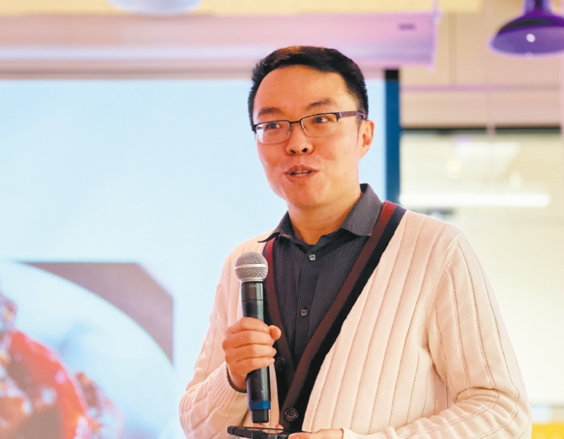 李宇以三道菜为例,表达美国中餐的三种力量。 李宇以三道菜为例,表达美国中餐的三种力量。