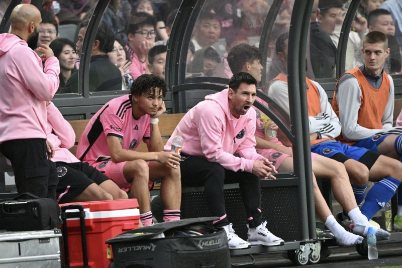 梅西完全没落场,球迷要求「回水」。 (资料图片) 梅西完全没落场,球迷要求「回水」。 (资料图片)