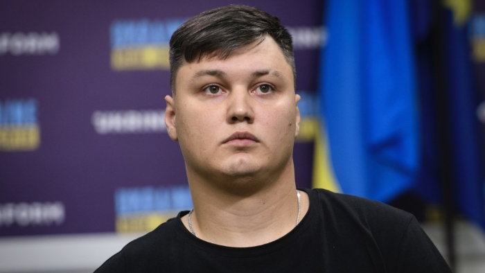 2023年9月，库兹米诺夫（Maksim Kuzminov）在基辅公开露面。