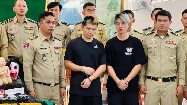 “晚安小鸡”与同伙“阿闹”被判2年有期徒刑。 “晚安小鸡”与同伙“阿闹”被判2年有期徒刑。