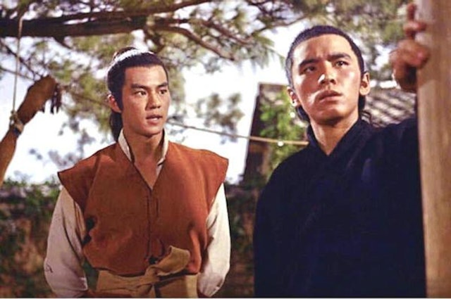 姜大卫和狄龙曾有“狄不离姜,姜不离狄”的说法! 姜大卫和狄龙曾有“狄不离姜,姜不离狄”的说法!