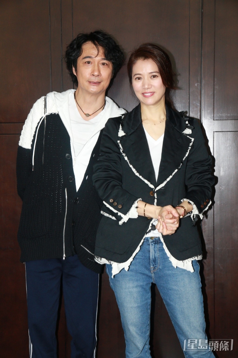 袁咏仪和吴镇宇早年在电影曾数度合作。