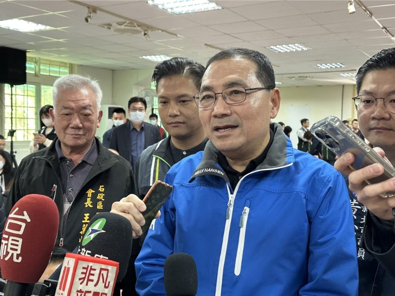 侯友宜(右) 侯友宜(右)