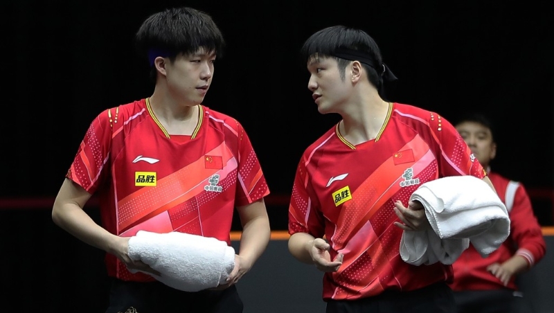 王楚钦(左)和樊振东(右) 王楚钦(左)和樊振东(右)