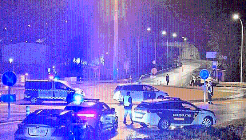 奥维耶多市附近的索托德里贝拉圆环道路 奥维耶多市附近的索托德里贝拉圆环道路