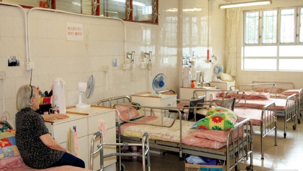 有39间院舍每月收冷暖气费,有9间逐项电器计电费 有39间院舍每月收冷暖气费,有9间逐项电器计电费