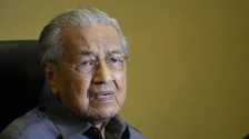 马来西亚前总理马哈蒂尔，接受调查