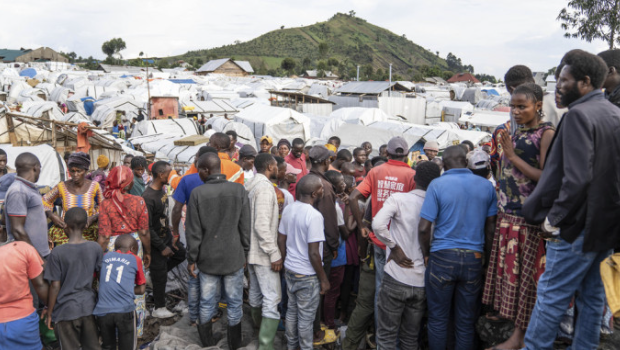 刚果东部难民营遭炸弹袭击 刚果东部难民营遭炸弹袭击