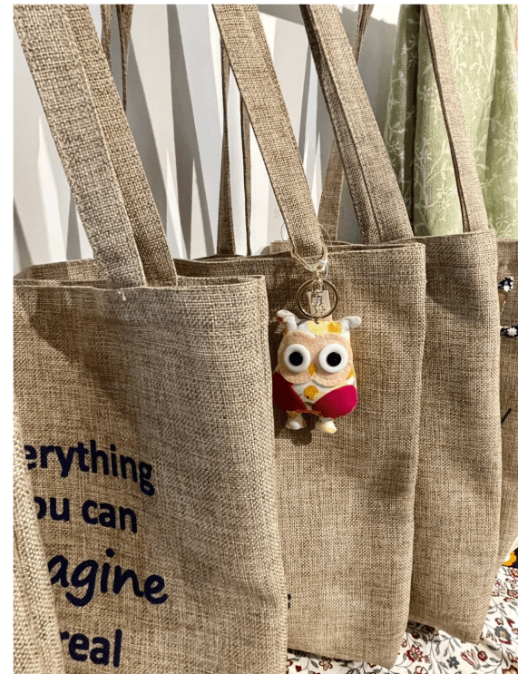 主打售卖简约风产品为主 主打售卖简约风产品为主