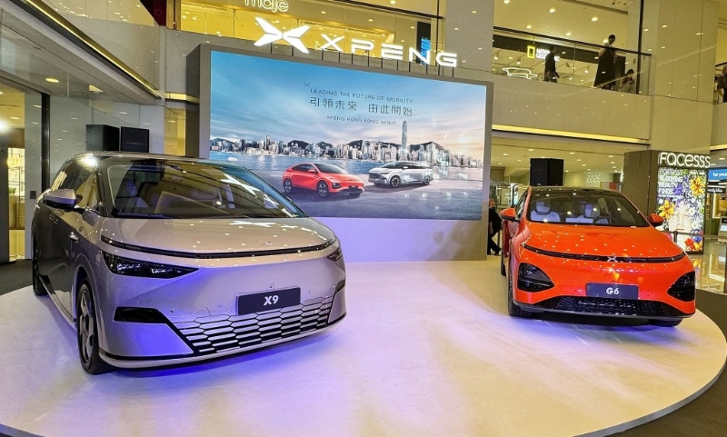 两款率先推出的全新XPENG小鹏电动车分别是G6智能SUV和X9旗舰豪华七人车。