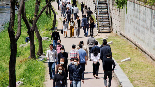 韩国劳工平均年薪4.9万美元 韩国劳工平均年薪4.9万美元