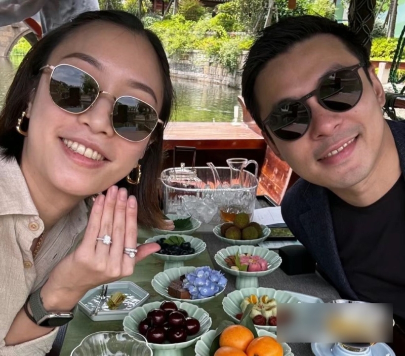 泰版朱千雪更开心大晒巨形方钻戒指 泰版朱千雪更开心大晒巨形方钻戒指