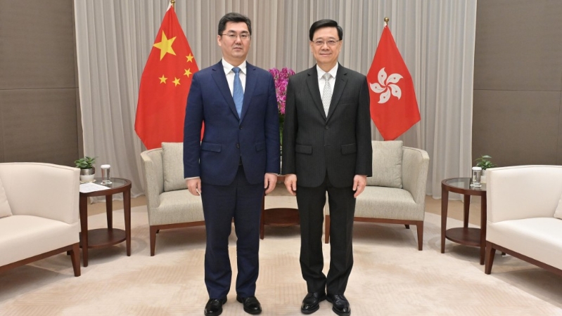 李家超会晤广州市长孙志洋 李家超会晤广州市长孙志洋