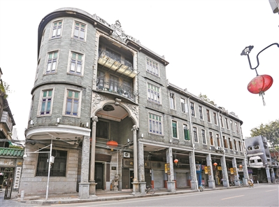 龙津西路骑楼里的西关大屋 龙津西路骑楼里的西关大屋