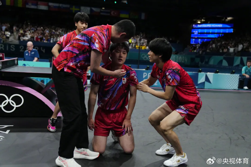 张本智和跪地崩溃 张本智和跪地崩溃