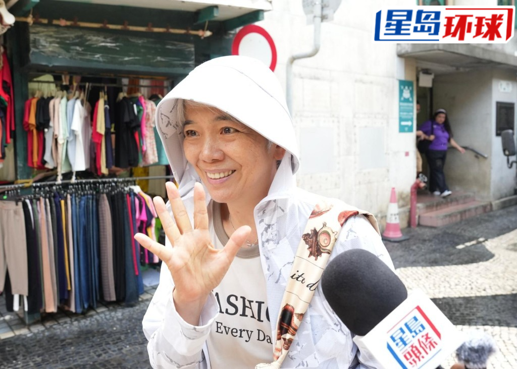 李小姐指岑浩辉作为法官,期他更体察民情。 李小姐指岑浩辉作为法官,期他更体察民情。