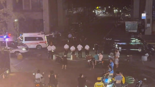 杭州“单王”躺电动车猝死 杭州“单王”躺电动车猝死