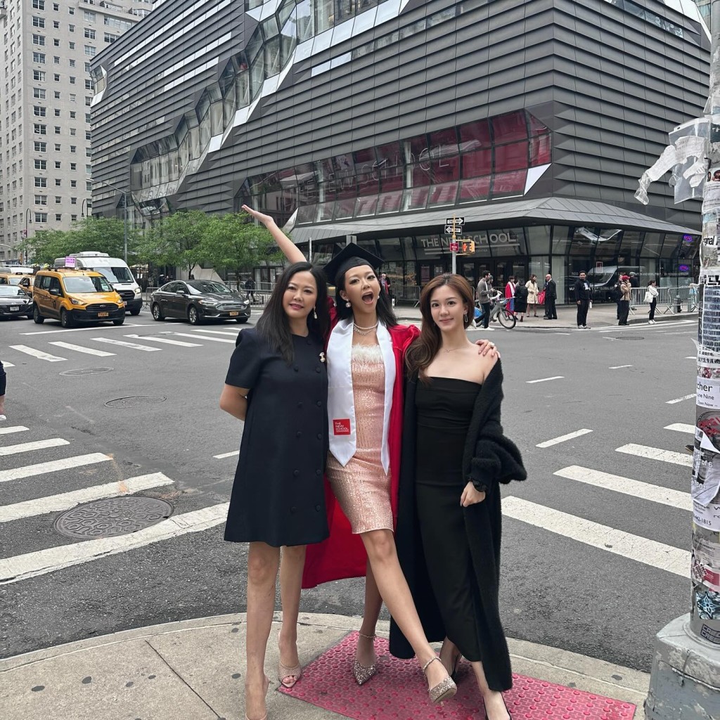 梁嘉莹从小在加拿大温哥华长大 梁嘉莹从小在加拿大温哥华长大