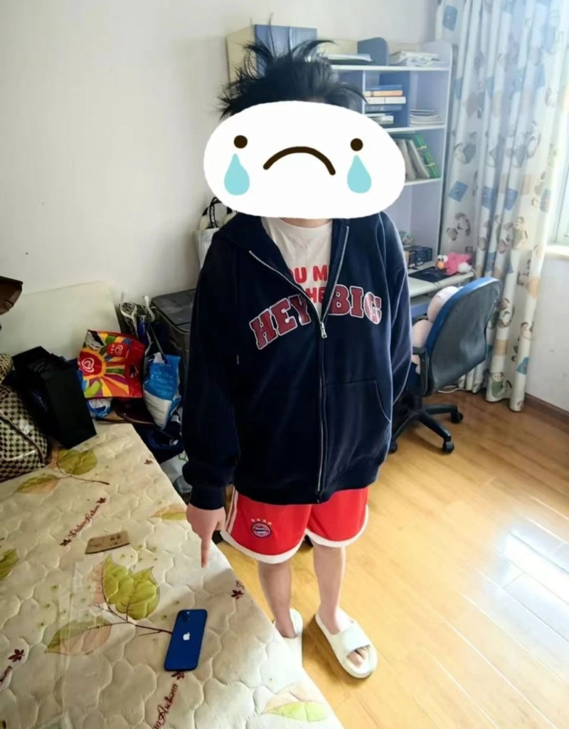 疑犯李某已承认扮「男友」,12年来不断骗取闺蜜钱财。警方供图 疑犯李某已承认扮「男友」,12年来不断骗取闺蜜钱财。警方供图